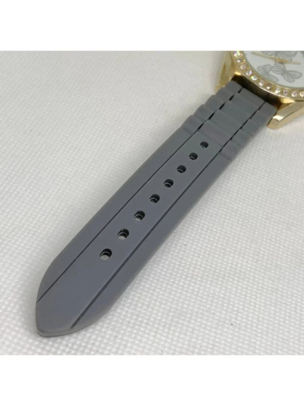 Butterflies dial gold tone watch 44mm large face rhinestone quartz gray running